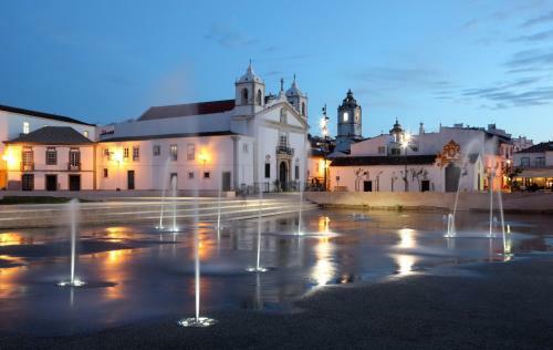 B39 - Marina Hill Apartment