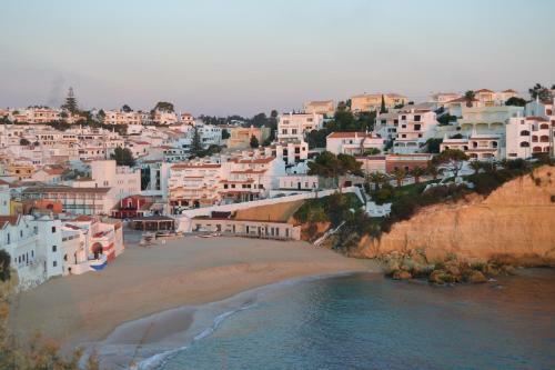 Apartamento T0 Junto A Praia de Vale Centeanes / Carvoeiro