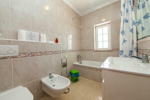 G - Lagos Inn Guesthouse