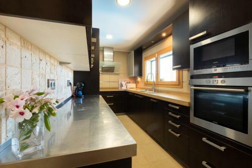Villa Praia Da Luz 25 By Destination Algarve