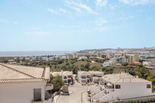 Meia Praia Beach Apartment