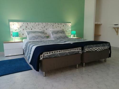 Hostal Ocean's 7 - Lagos Guest House