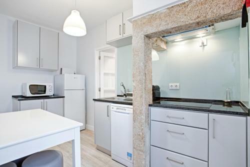 Bmyguest - Ambassador Boutique Apartment I