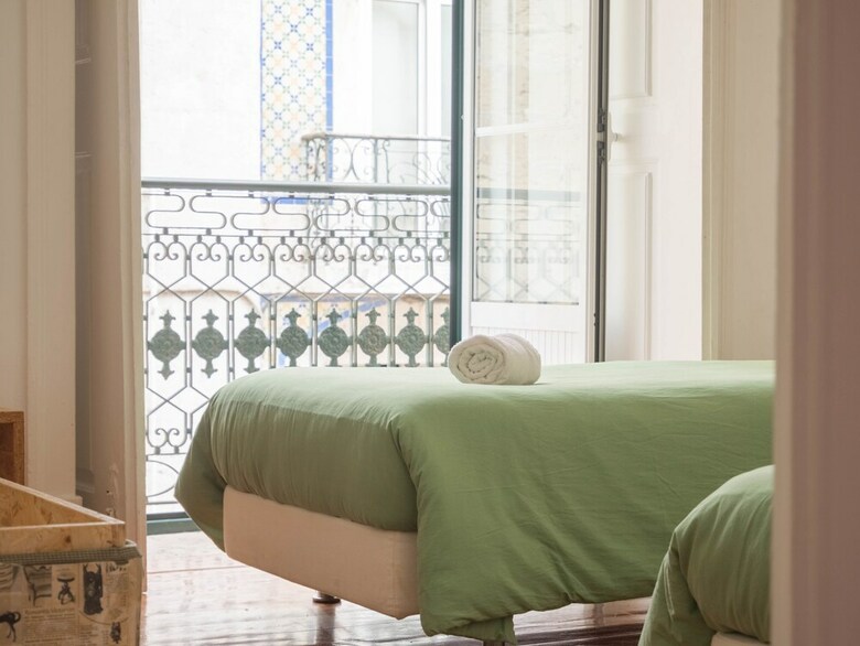 Hostal No Limit Alfama Guesthouse