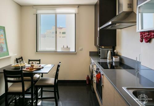 Modern And Comfort Apartment 25 By Lisbonne Collection