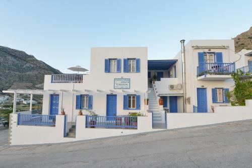 Hostal Meltemi