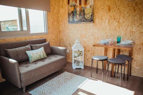 Bungalow Acolhedor Com Piscina Em Valen�a By Izibookings