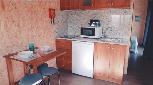 Bungalow Acolhedor Com Piscina Em Valen�a By Izibookings