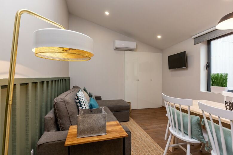 Feel Porto Wine Essence Apartments