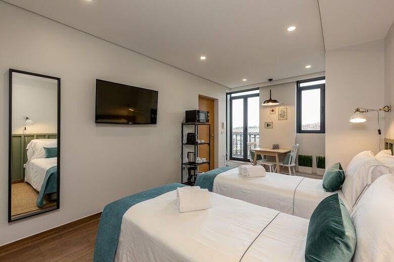 Feel Porto Wine Essence Apartments