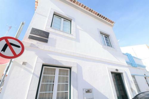 Apartamento Lovelystay - 2br Flat In Vrsa Historical Center