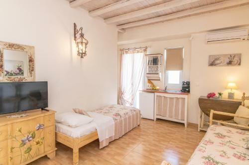 Hostal Madalena's Family