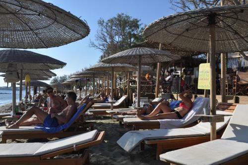 Golden Beach Hotel & Apartments