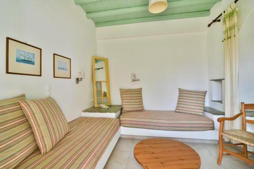 Golden Beach Hotel & Apartments