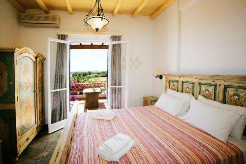 Golden Beach Hotel & Apartments
