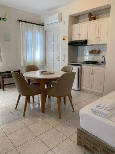 Manto Apartments