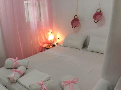 Hostal Amarielia's Studios