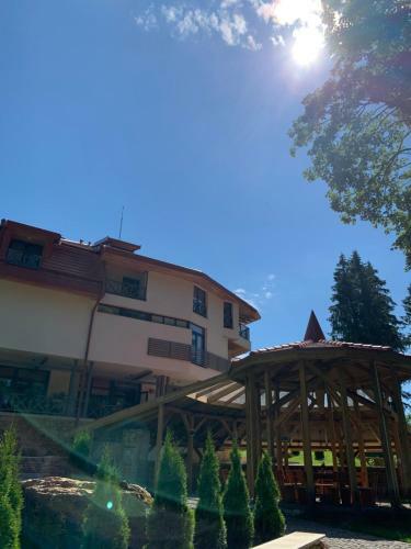 Hotel Pensiunea Favorit Ferice