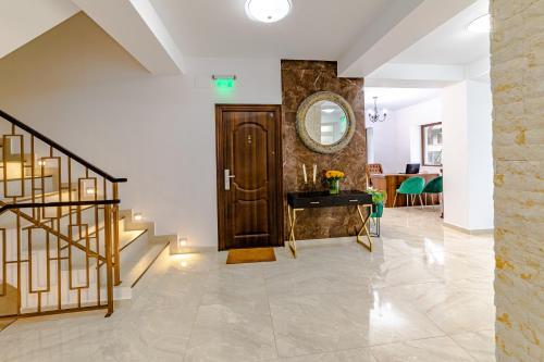 Yael Luxury Apartments 3
