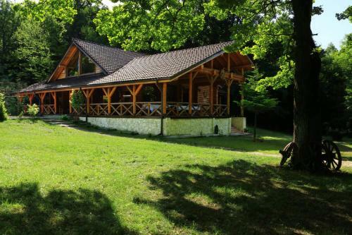 Hostal Cabana Izvoranu
