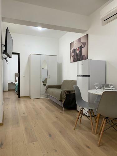 Tod Apartments Palas