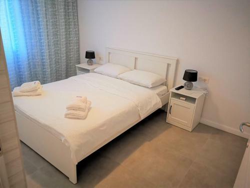 Wave 3 Promenada Apartments