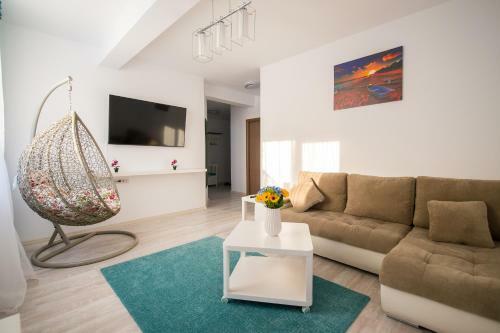 Apartel Almira