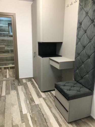 Three-bedroom Luxury Apartment Marina