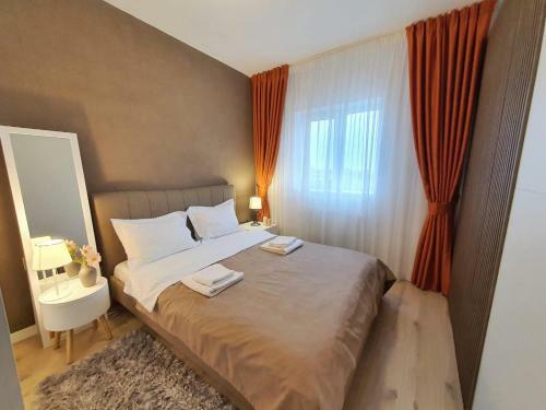 Lovely 2 Bedroom Central Apartment