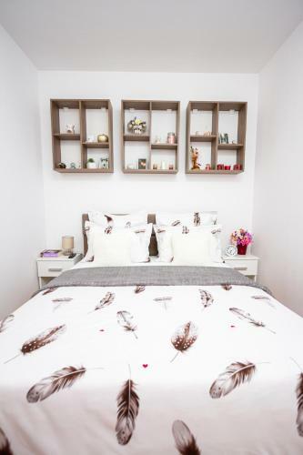 Ra Apartment - Ared
