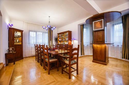 Hostal Casa 3 Guesthouse