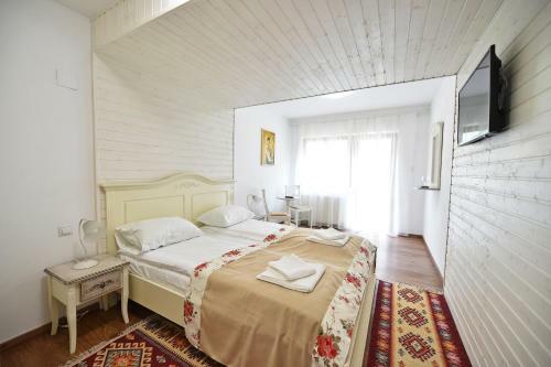 Hostal Pensiunea Castania