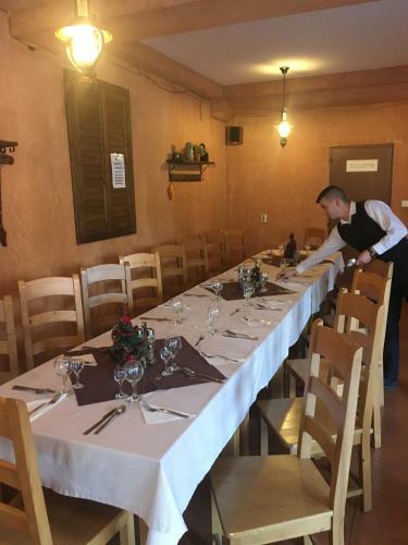 Hostal Pensiunea Medveh�z