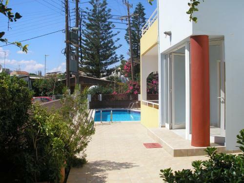 Dimitra Apartments