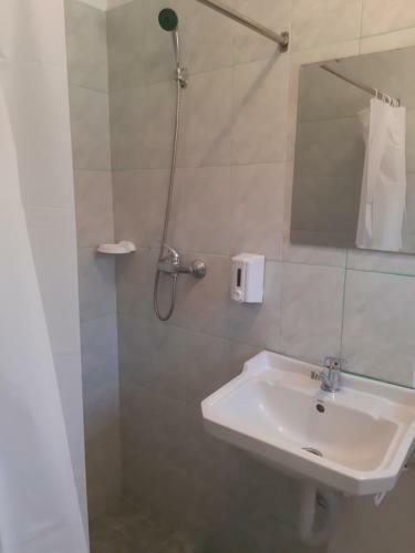 Hostal Vila Raysa Si Andrei Costinesti