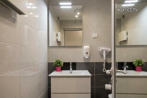 Apartamento City Holliday Lux