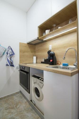 White City Boulevard Apartments