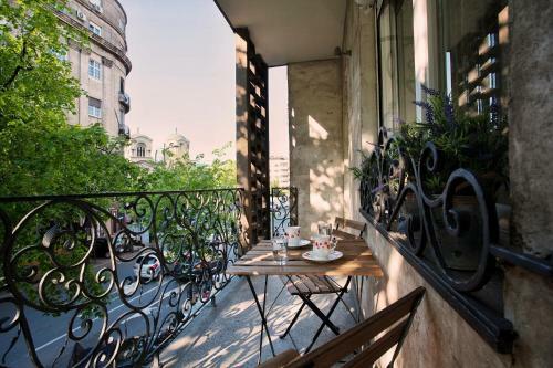 Apartamentos Hostgost At Skadarlija Square