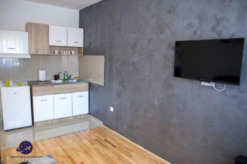 Airport Rest Apartments