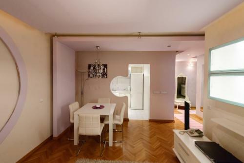 Apartamento Hotel Crystal - Depandans