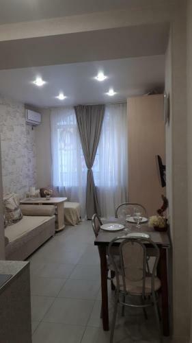 Apart Resident "provans"
