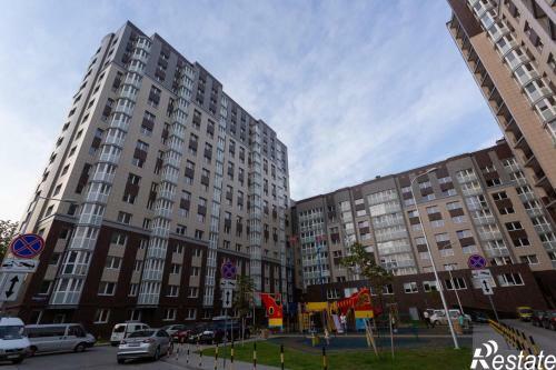 Dream Apart On Sovetskii Avenue