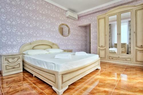 Hotel Grand Family