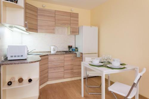Lux Apartment On Dokuchayev Pereulok