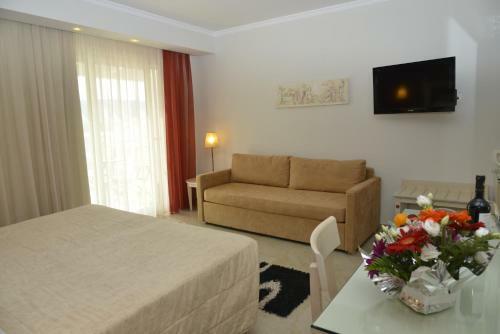 Odysseus Hotel