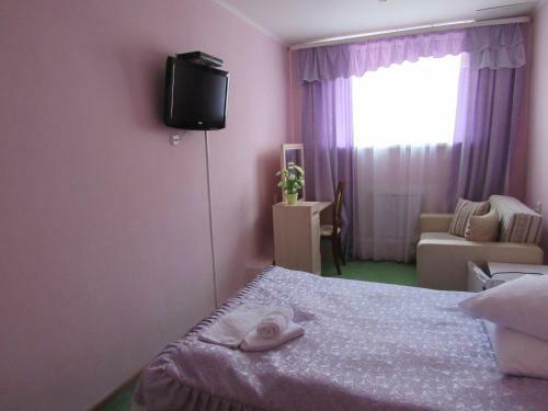 Sad Hotel