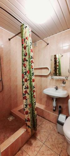 Oloniya Hotel