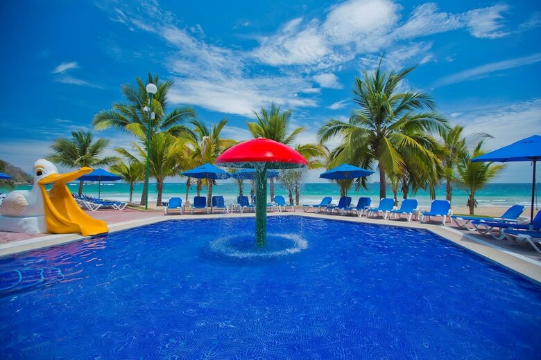 Hotel Barcel� Ixtapa