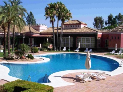 Hotel Abades Benacazon