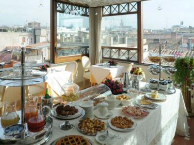 Daniel's Hotel